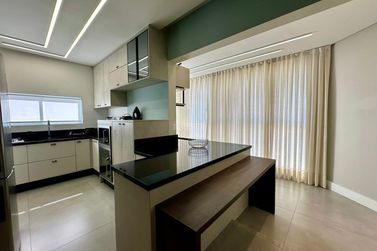 Apartamento &agrave; venda - 115m&sup2; - Centro