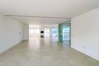 Apartamento &agrave; venda - 297m&sup2; - Meia Praia