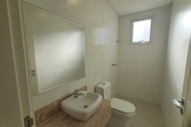 Apartamento &agrave; venda - 185m&sup2; - Meia Praia