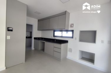 Apartamento para alugar - 115m&sup2; - Centro