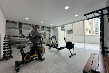Apartamento &agrave; venda - 294m&sup2; - Meia Praia