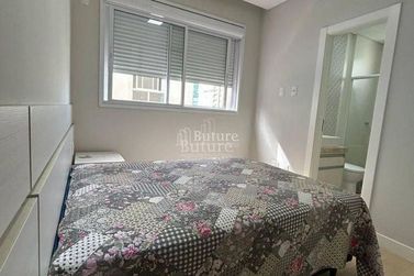 Apartamento &agrave; venda - Meia Praia
