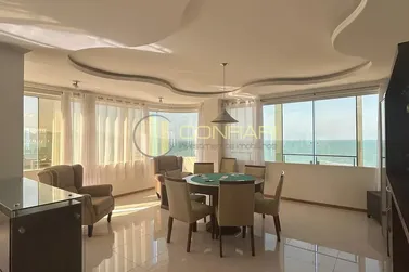 Apartamento &agrave; venda - 212m&sup2; - Meia Praia
