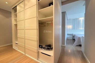 Apartamento &agrave; venda - 85m&sup2; - Meia Praia