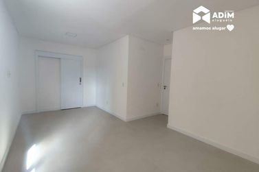 Apartamento para alugar - 115m&sup2; - Centro