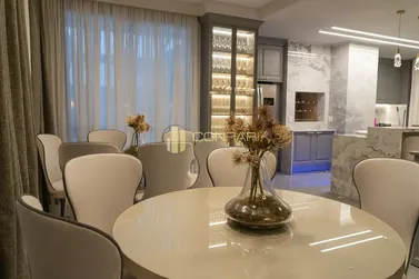 Apartamento &agrave; venda - 135m&sup2; - meia praia