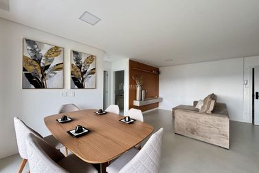 Apartamento &agrave; venda - 84m&sup2; - Praia Brava