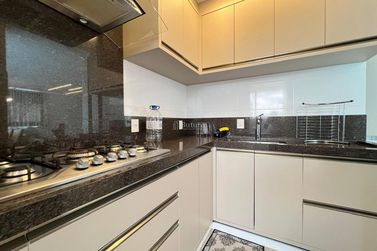 Apartamento &agrave; venda - 150m&sup2; - Andorinha
