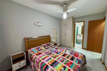 Apartamento &agrave; venda - Meia Praia