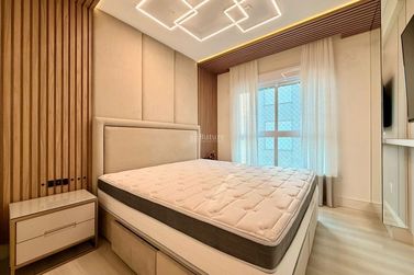 Apartamento &agrave; venda - 200m&sup2; - Meia Praia