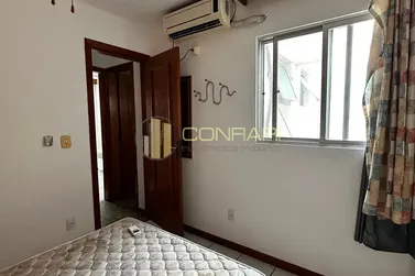 Apartamento para alugar - 70m&sup2; - Meia Praia
