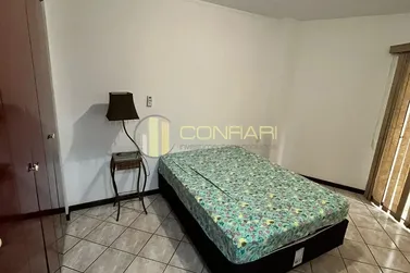 Apartamento para alugar - 115m&sup2; - meia praia