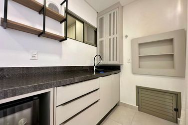 Apartamento &agrave; venda - 119m&sup2; - Meia Praia