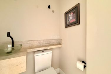 Apartamento &agrave; venda - 114m&sup2; - Meia Praia
