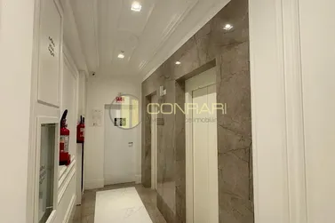 Apartamento &agrave; venda - 141m&sup2; - Centro