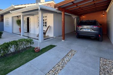 Casa &agrave; venda - 300m&sup2; - Cedro
