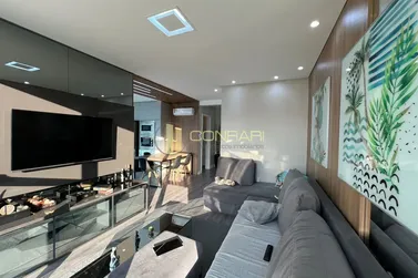 Apartamento &agrave; venda - 113m&sup2; - Meia Praia