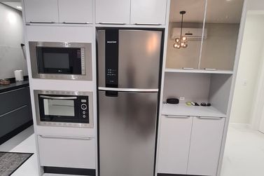 Apartamento &agrave; venda - 85m&sup2; - Meia Praia