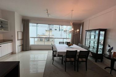 Apartamento &agrave; venda - Meia Praia