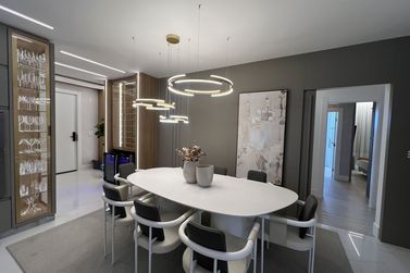Apartamento &agrave; venda - 206m&sup2; - Meia Praia