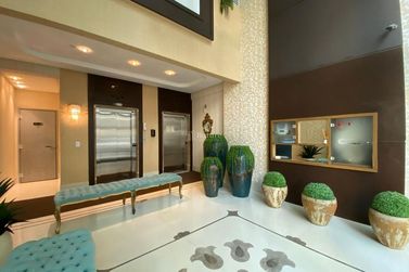 Apartamento &agrave; venda - 1872m&sup2; - Meia Praia