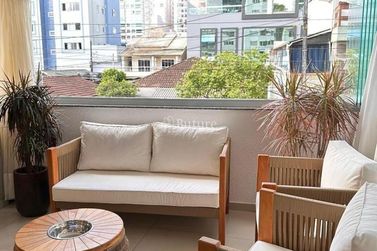 Apartamento &agrave; venda - 90m&sup2; - Centro