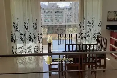 Apartamento &agrave; venda - 124m&sup2; - Meia Praia