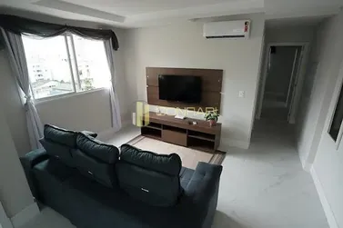 Apartamento &agrave; venda - 88m&sup2; - Meia Praia