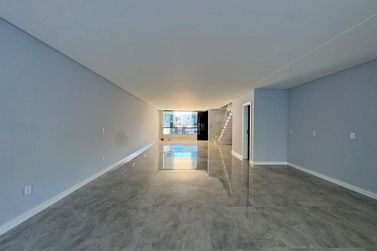 Casa &agrave; venda - 414m&sup2; - Praia dos Amores