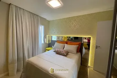 Apartamento &agrave; venda - 129m&sup2; - Meia Praia