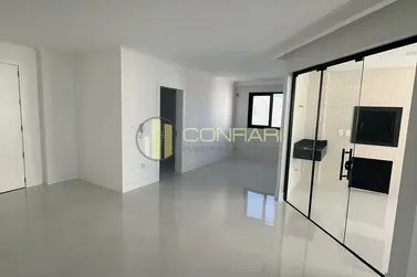 Apartamento &agrave; venda - 168m&sup2; - Meia Praia