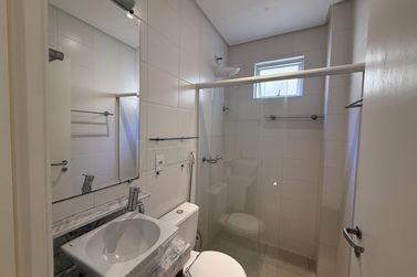 Apartamento &agrave; venda - 107m&sup2; - Meia Praia