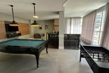 Apartamento &agrave; venda - 188m&sup2; - Meia Praia