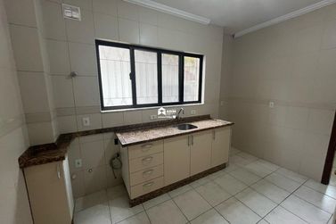 Apartamento para alugar - 150m&sup2; - Centro