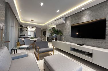 Apartamento &agrave; venda - 148m&sup2; - Meia Praia