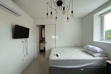 Apartamento para alugar - 130m&sup2; - Pioneiros