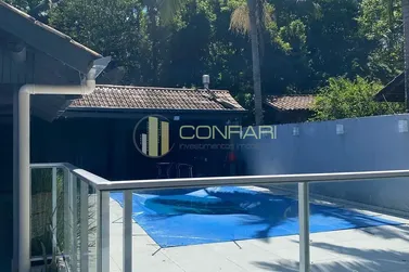 Ch&aacute;cara &agrave; venda - 130m&sup2; - Moura