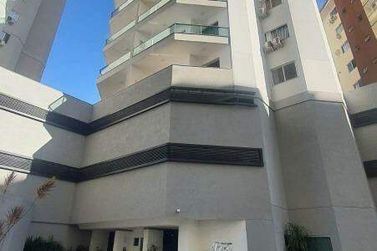 Apartamento para alugar - 100m&sup2; - Centro