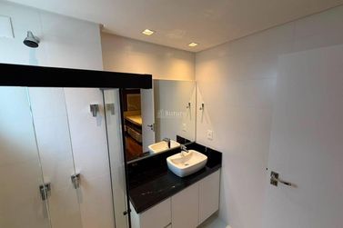 Apartamento &agrave; venda - Meia Praia