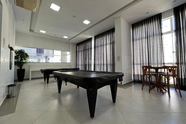 Apartamento &agrave; venda - 148m&sup2; - Meia Praia