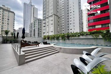 Apartamento para alugar - 143m&sup2; - Centro