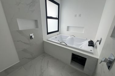 Apartamento &agrave; venda - 185m&sup2; - Meia Praia
