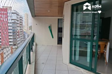 Apartamento para alugar - 140m&sup2; - Meia Praia