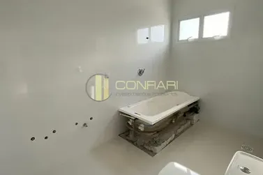 Apartamento &agrave; venda - 164m&sup2; - Meia Praia