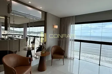 Apartamento &agrave; venda - 180m&sup2; - Meia Praia