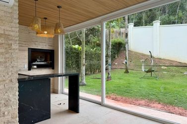 Casa &agrave; venda - 1200m&sup2; - Praia Brava