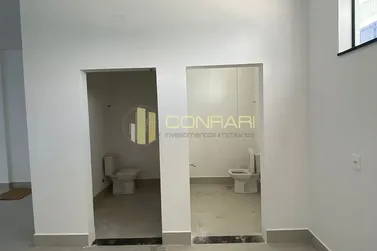 Sala Comercial para alugar - 130m&sup2; - Meia Praia