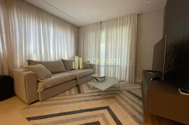 Apartamento &agrave; venda - 136m&sup2; - Meia praia