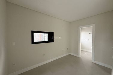 Apartamento &agrave; venda - Meia Praia