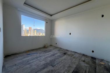 Casa &agrave; venda - 200m&sup2; - Canto da Praia